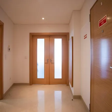 Appartement Santa Clara Lissabon